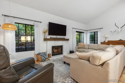 $1,200,000 | 1830 Lucerne Circle, San Marcos, CA 92078