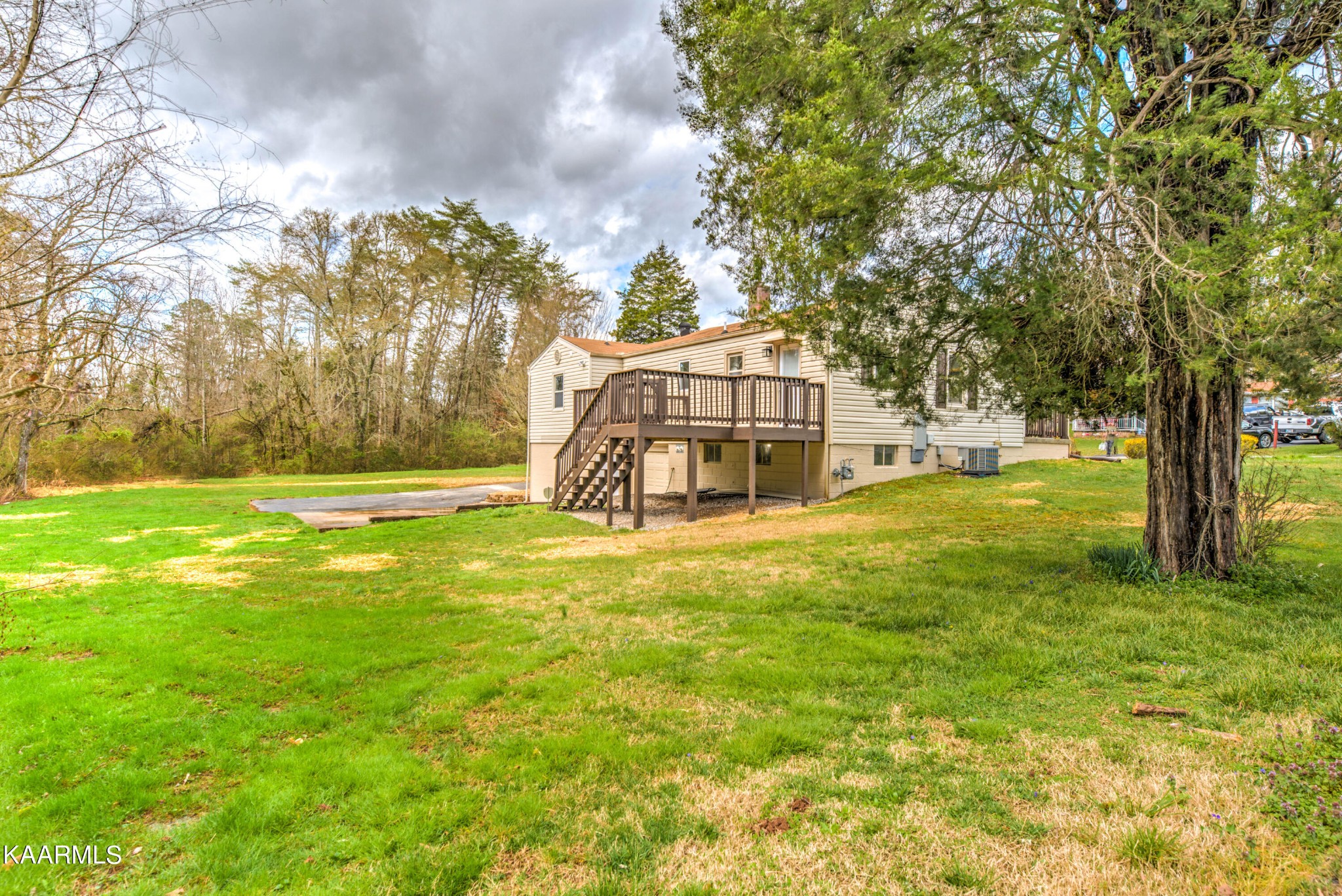 634 Deaderick Road Knoxville, TN 37920 - Photo 34 of 37 Gallery Image 34