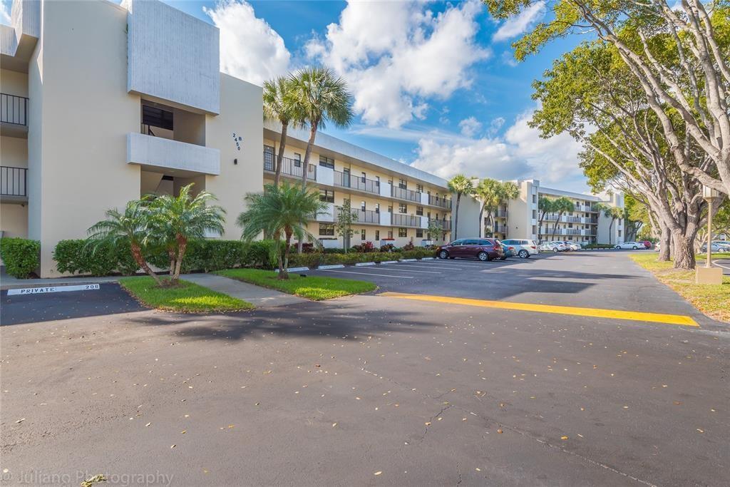2450 DC Country Club Boulevard, Unit 203B Deerfield Beach, FL 33442 - Photo 4 of 19