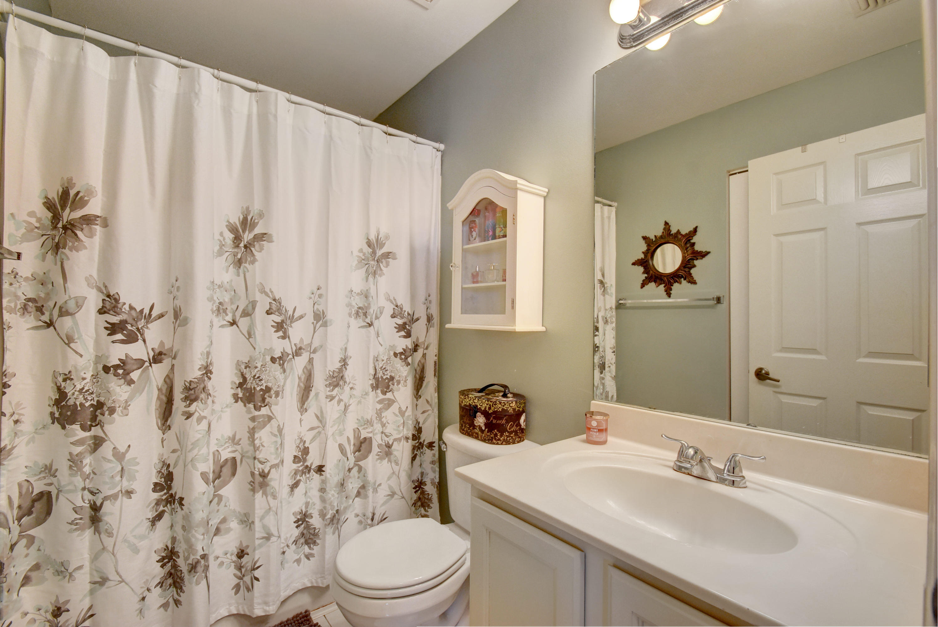 21097 Vía Eden Boca Raton, FL 33433 - Photo 24 of 29 full bathroom