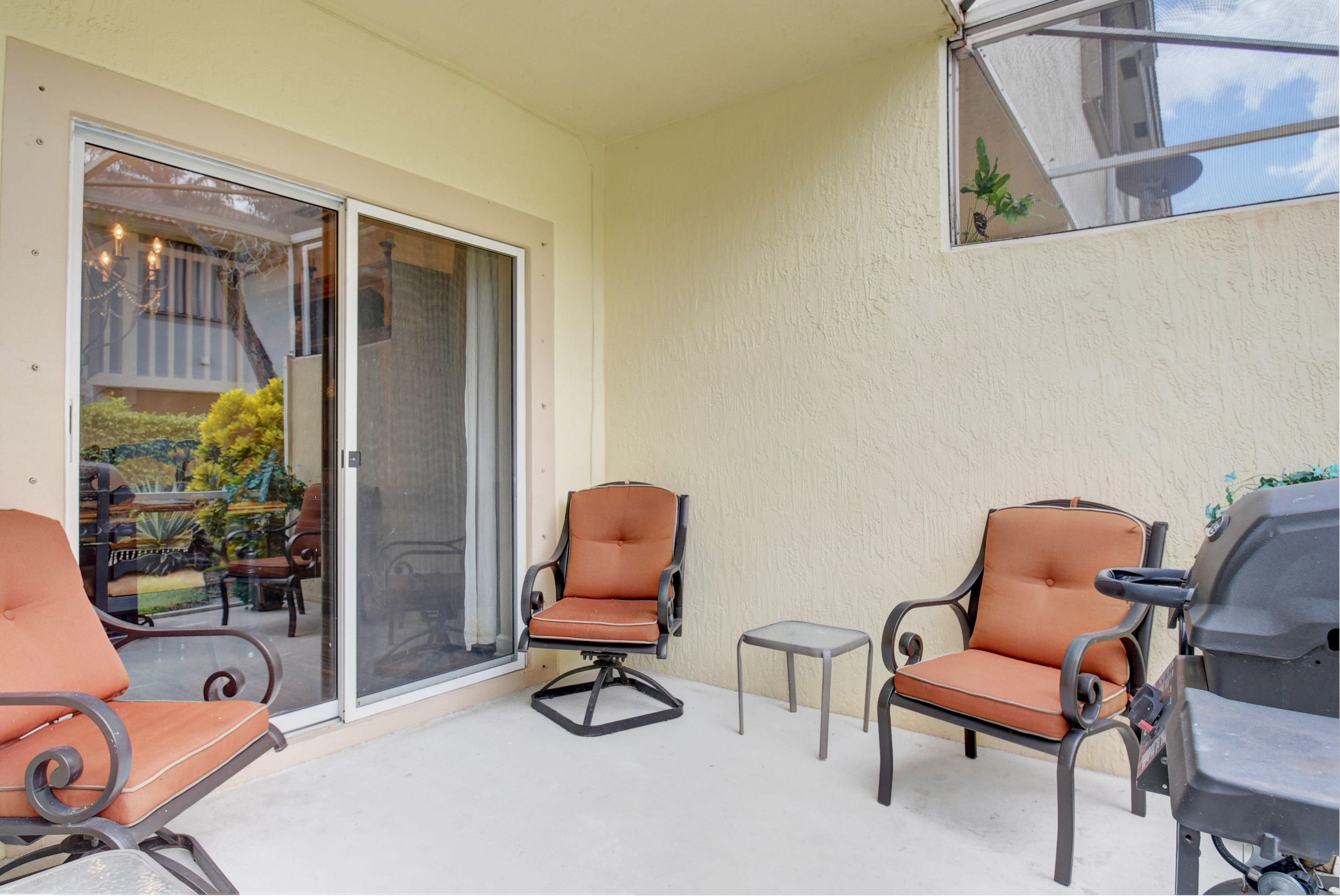 21097 Vía Eden Boca Raton, FL 33433 - Photo 26 of 29 back porch