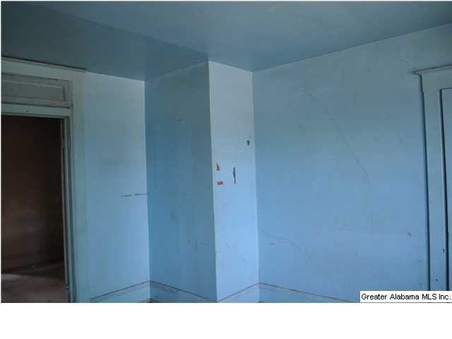 600 4th Street Southwest Birmingham, AL 35211 - Photo 5 of 8