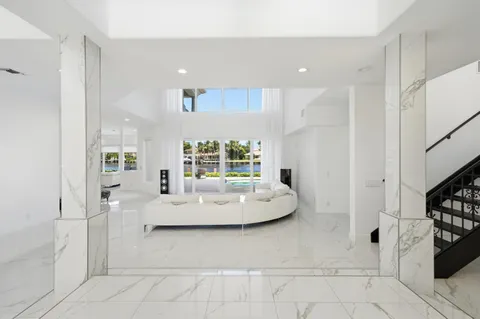 $5,995,000 | 5600 Coastal Drive, Boca Raton, FL 33487