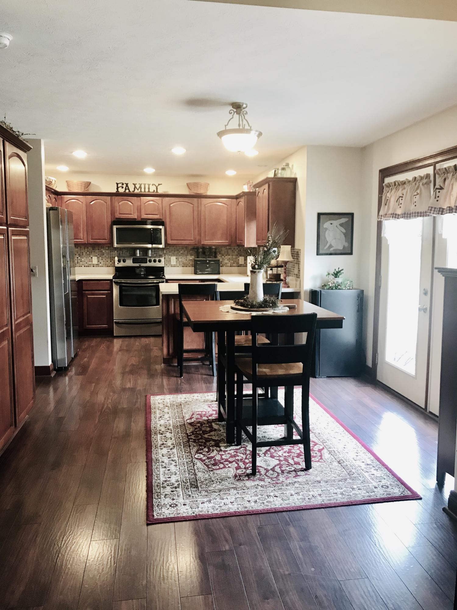 1438 Kingsgate Road Springfield, OH 45503 - Photo 2 of 45