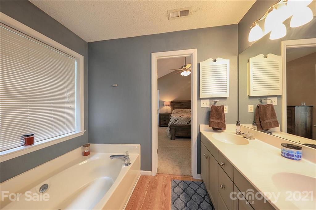 228 Bubbling Well Road Denver, NC 28037 - Photo 17 of 30 Gallery Image 17
