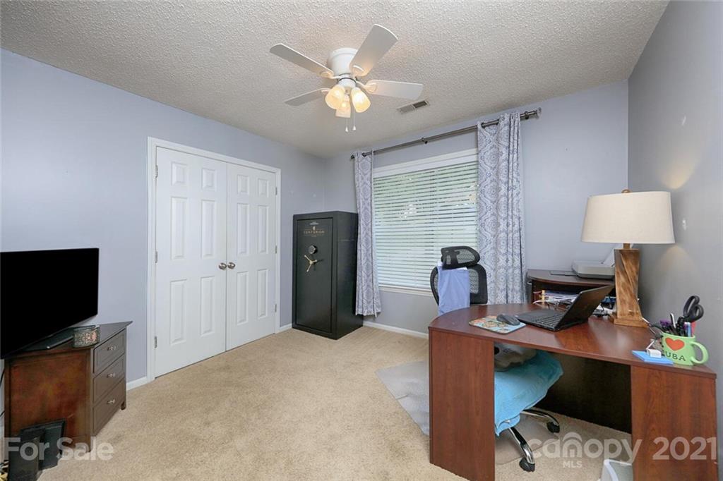 228 Bubbling Well Road Denver, NC 28037 - Photo 20 of 30 Gallery Image 20