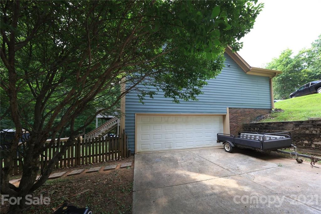 228 Bubbling Well Road Denver, NC 28037 - Photo 27 of 30 Gallery Image 27