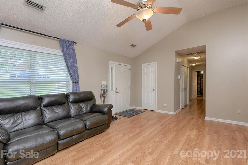 228 Bubbling Well Road Denver, NC 28037 - Photo 5 of 30 Gallery Image 5