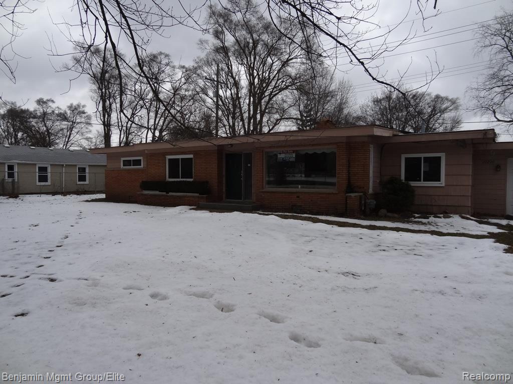 22216 Gill Road Farmington, MI 48335 - Photo 1 of 7 WELCOME