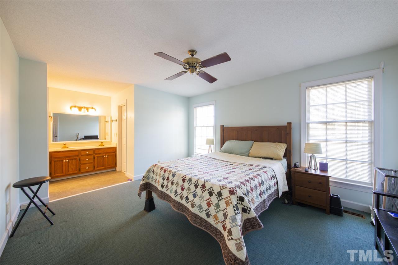 5804 Hampton Ridge Road Raleigh, NC 27603 - Photo 12 of 30