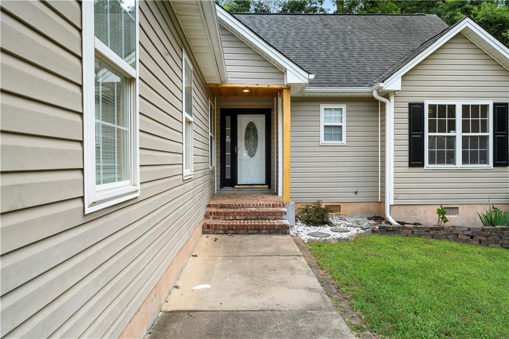 141 Poplar Way Winder, GA 30680 - Photo 5 of 51