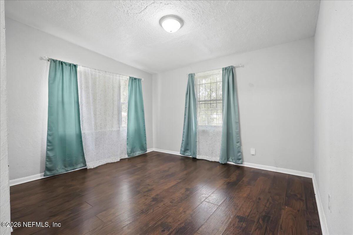 6601 Cleveland Road Jacksonville, FL 32209 - Photo 7 of 21 3cda7e7e-ee8d-4f71-8ad8-78eab0ed955e