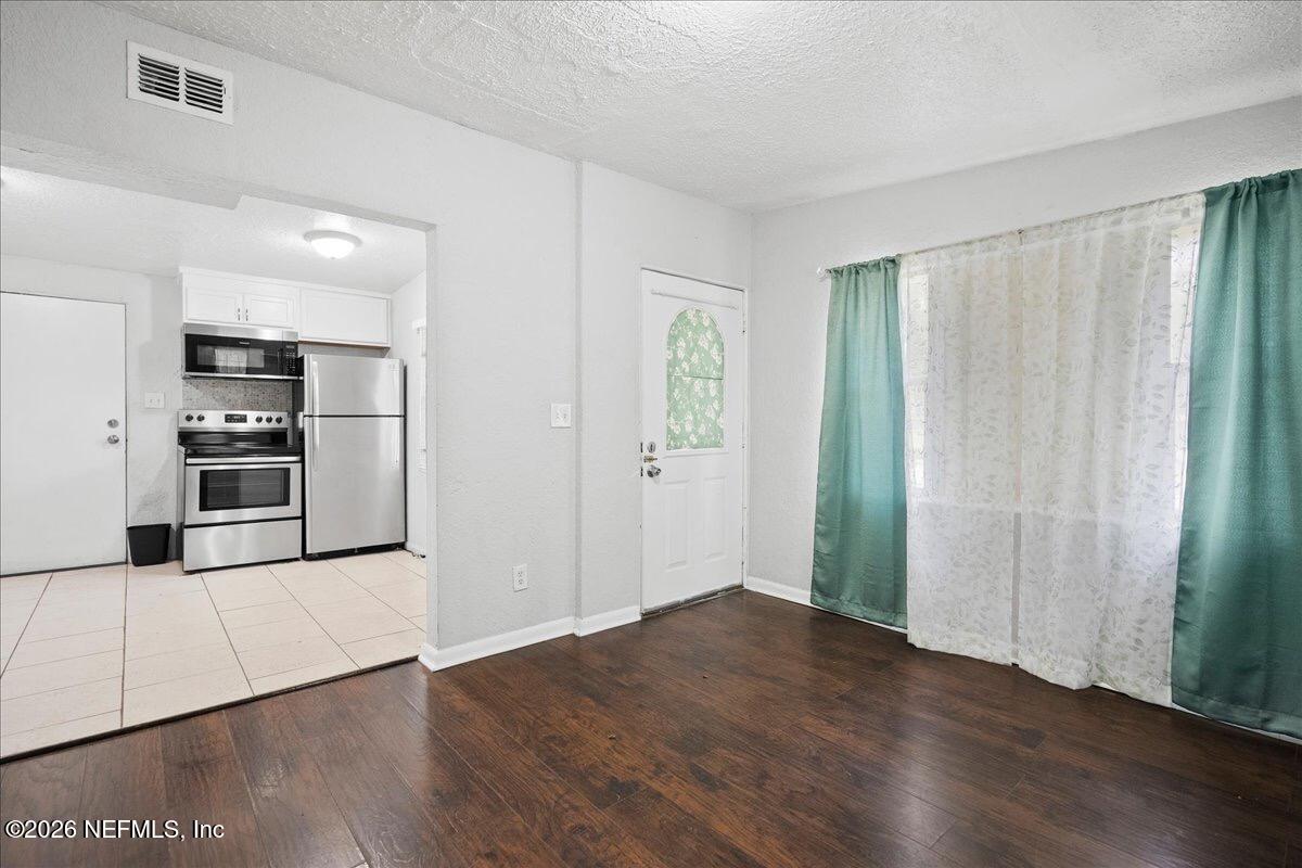 6601 Cleveland Road Jacksonville, FL 32209 - Photo 10 of 21 35cc4a52-c4c9-4aab-b460-91cc5372f247