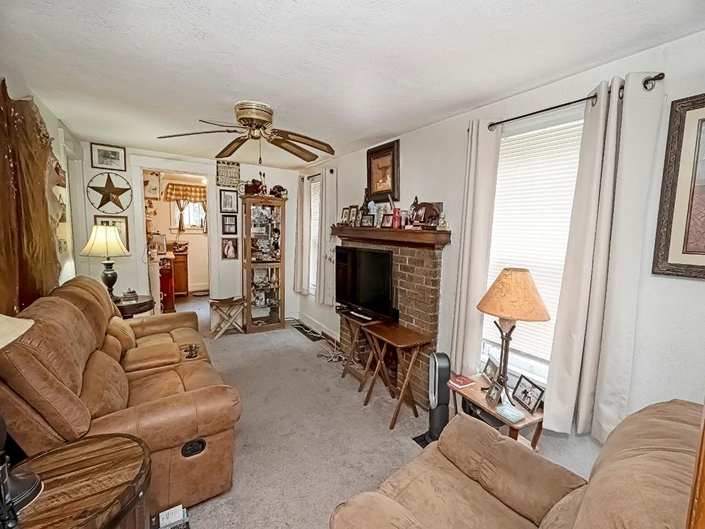 7 River Road Pittsburgh, PA 15238 - Photo 2 of 7 Gallery Image 2