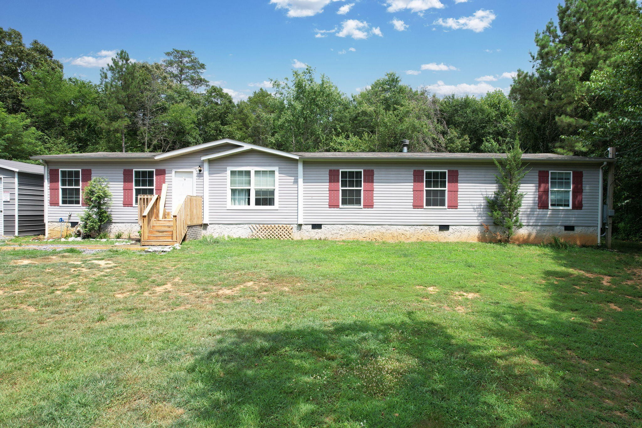 326 McClure Road Benton, TN 37307 - Photo 2 of 44