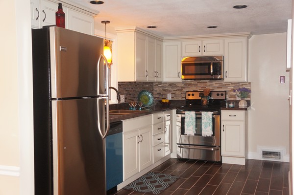 13 Onondaga Street Springfield, MA 01128 - Photo 5 of 14 Gallery Image 5