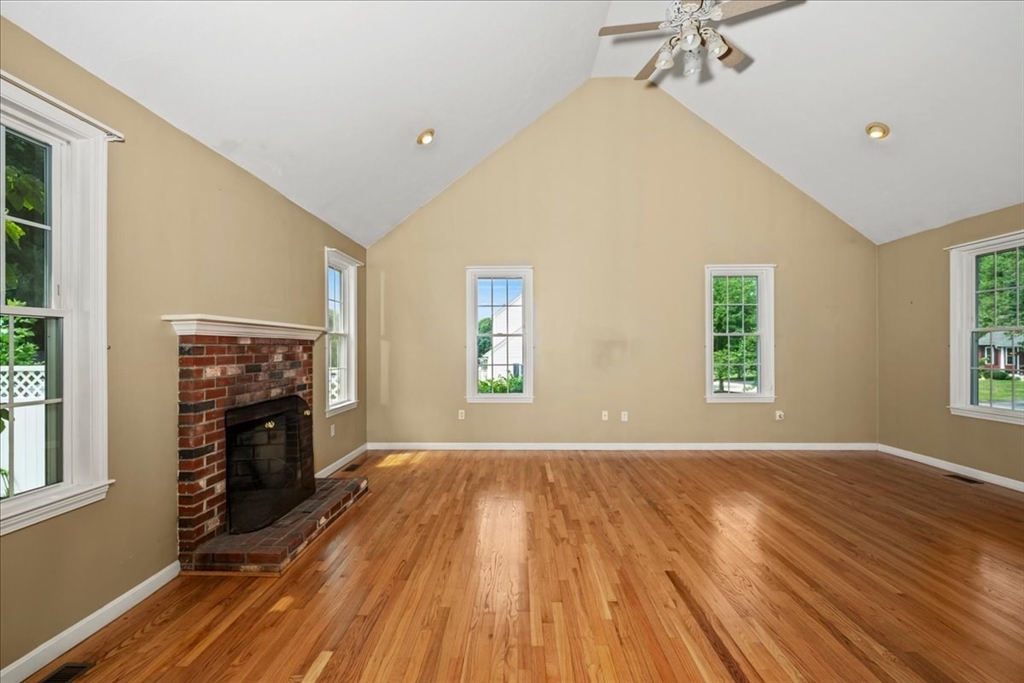 20 Hilltop Farm Road Auburn, MA 01501 - Photo 12 of 40