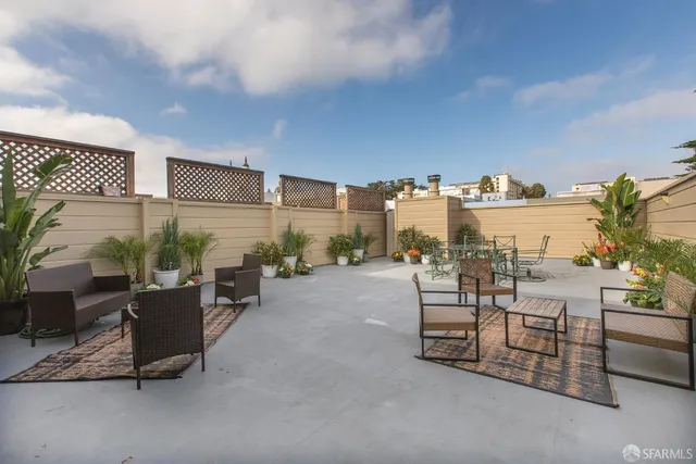 $899,000 | 1960 Hayes Street, Unit 13, San Francisco, CA 94117