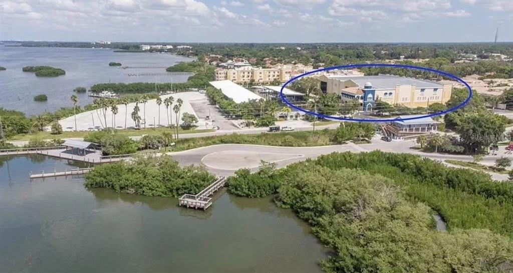 570 Blackburn Point Road, Unit 11 Osprey, FL 34229 - Photo 3 of 4