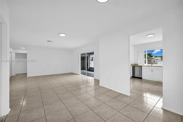 $535,000 | 9480 Northwest 24th Place, Sunrise, FL 33322