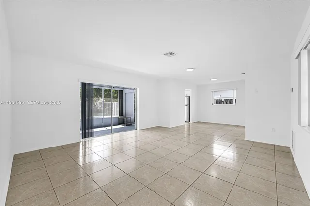 $535,000 | 9480 Northwest 24th Place, Sunrise, FL 33322