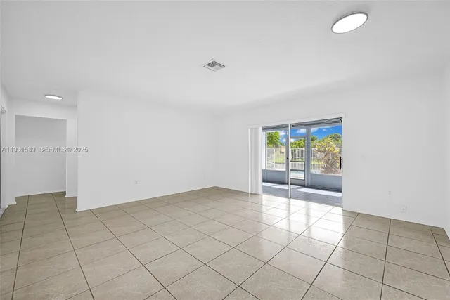 $535,000 | 9480 Northwest 24th Place, Sunrise, FL 33322