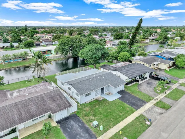 $535,000 | 9480 Northwest 24th Place, Sunrise, FL 33322