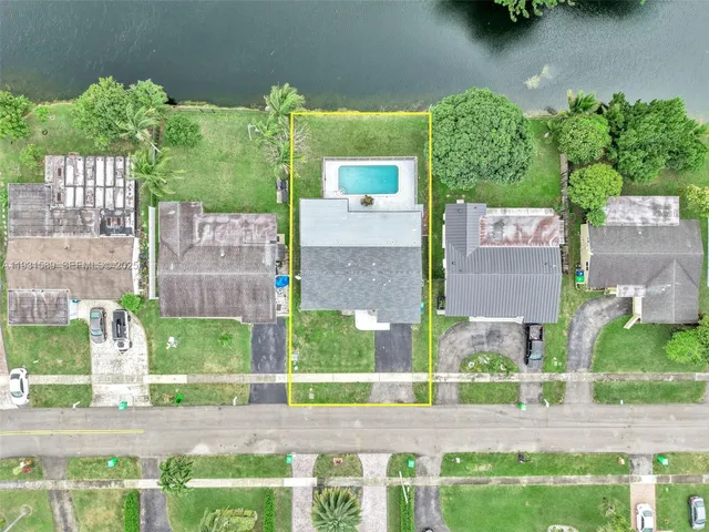 $535,000 | 9480 Northwest 24th Place, Sunrise, FL 33322