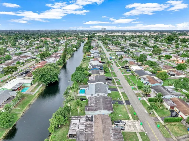 $535,000 | 9480 Northwest 24th Place, Sunrise, FL 33322