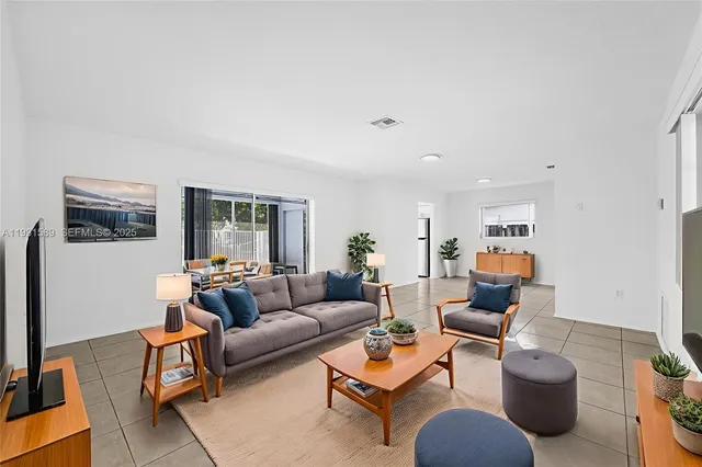 $535,000 | 9480 Northwest 24th Place, Sunrise, FL 33322