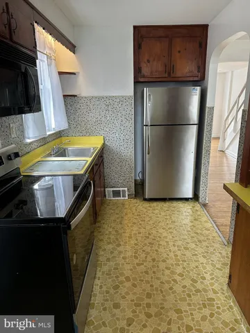 $1,950 | 1215 Englewood Street, Philadelphia, PA 19111