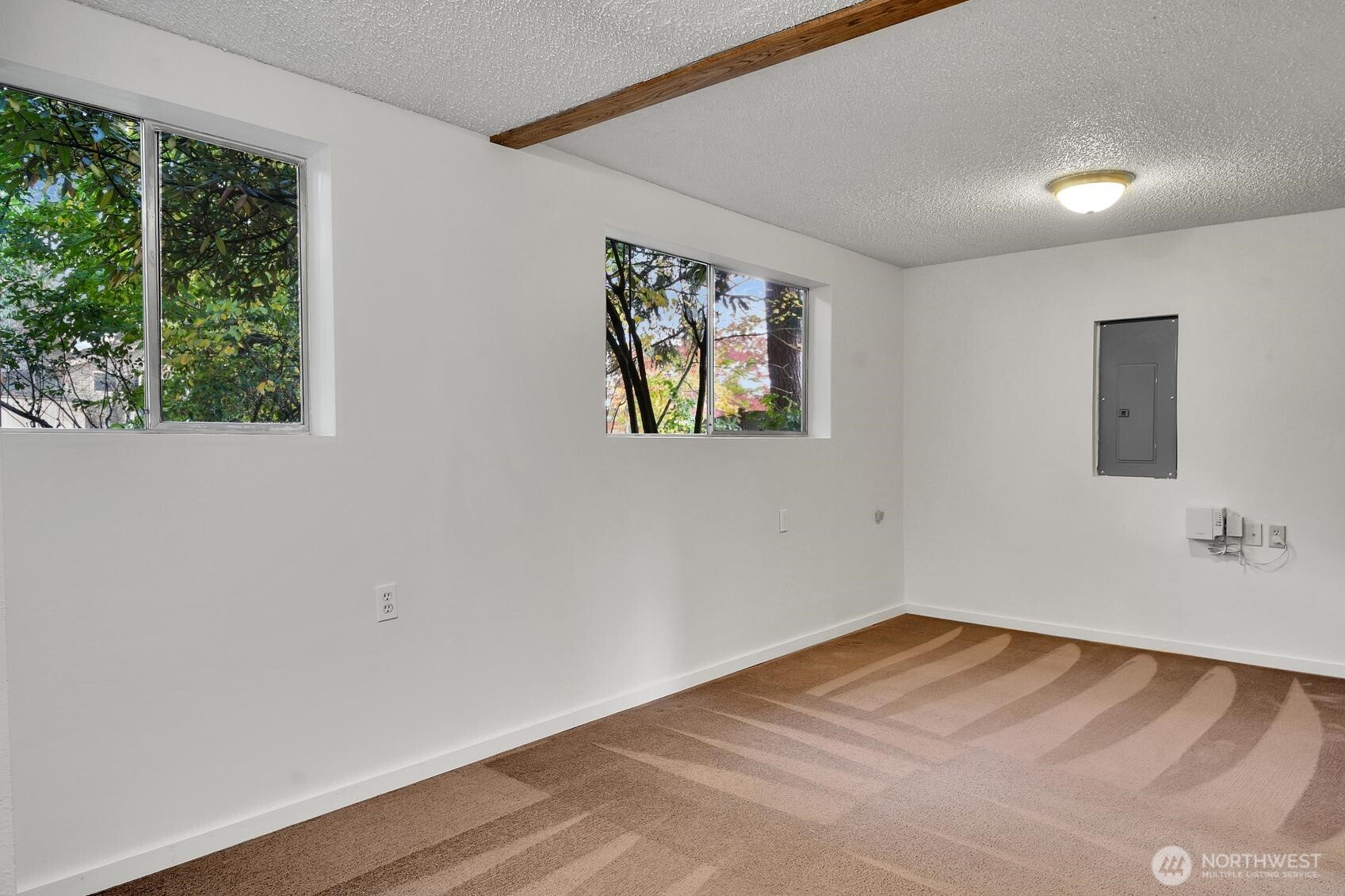 19414 1st Avenue Southeast Bothell, WA 98012 - Photo 24 of 27 an empty room with a window