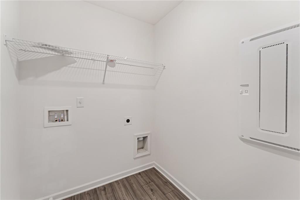649 Isom Walk Suwanee, GA 30024 - Photo 26 of 31