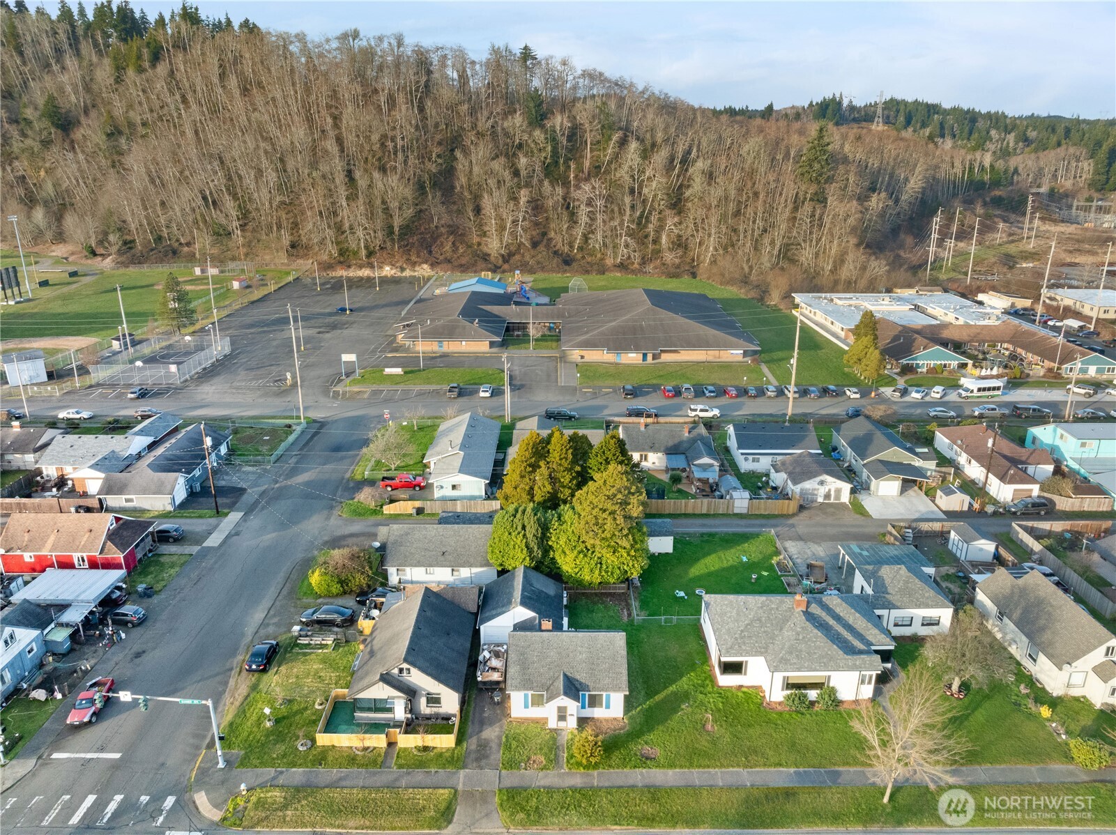 3003 Sumner Avenue Hoquiam, WA 98550 - Photo 23 of 26 a view of swimming pool and outdoor space
