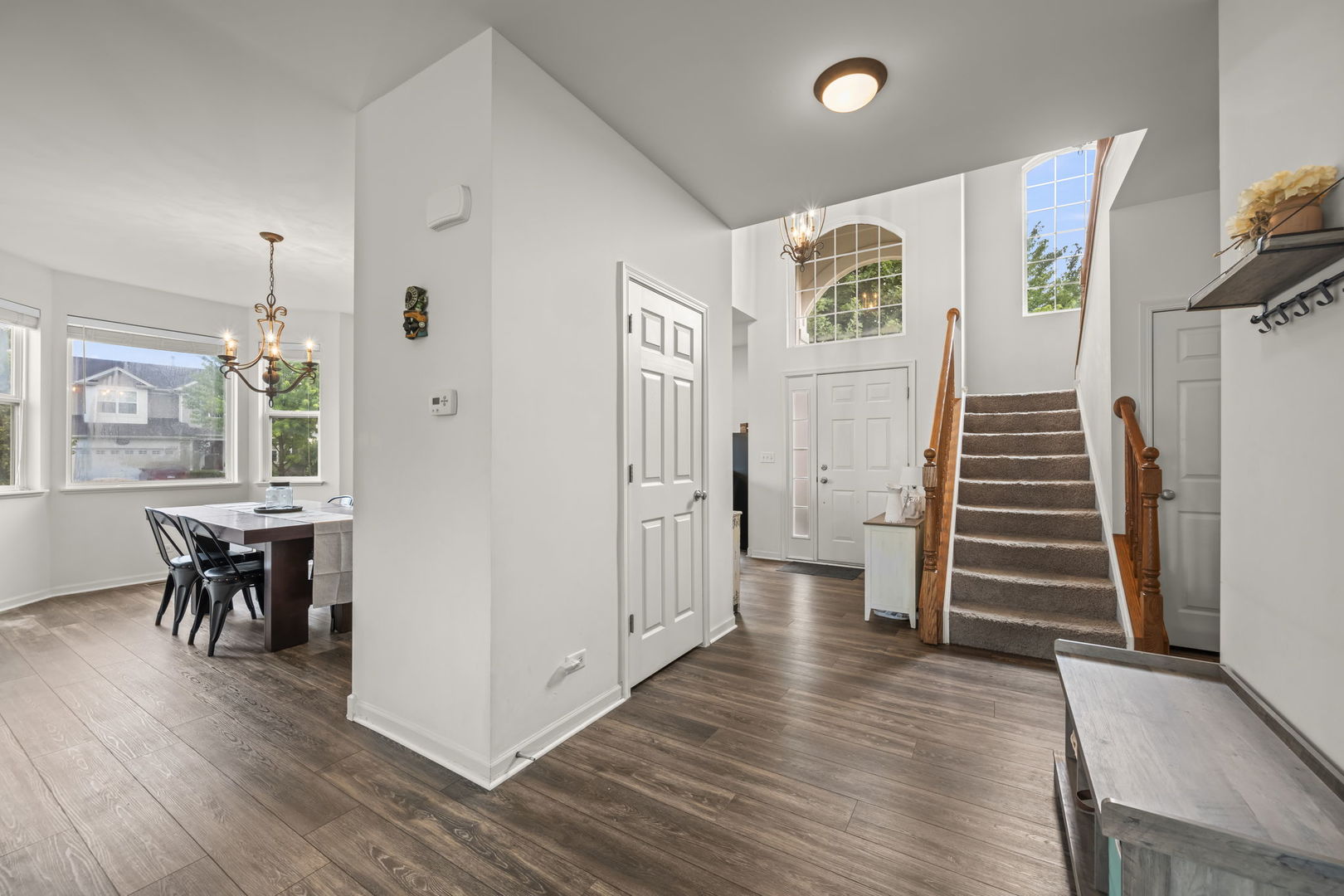 910 Marble Court Volo, IL 60073 - Photo 9 of 37