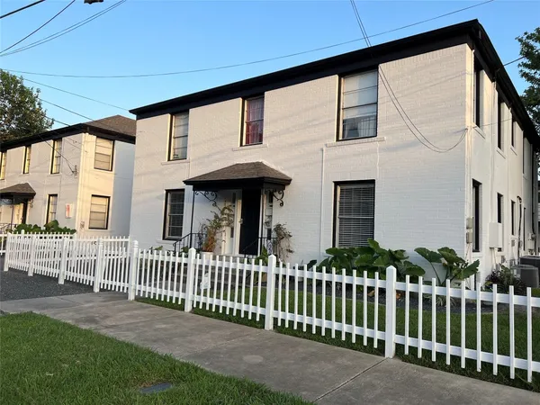 $1,000 | 1851 West Main Street, Unit 6, Houston, TX 77098