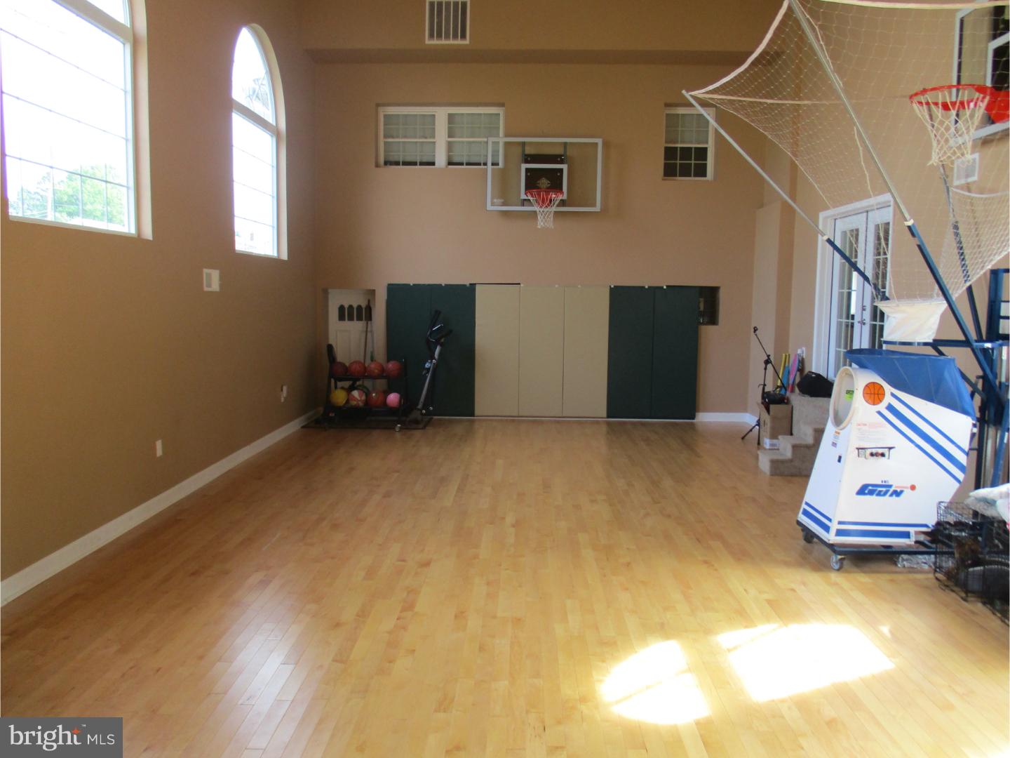 3819 Millbrook Road Philadelphia, PA 19154 - Photo 15 of 18 Gallery Image 15