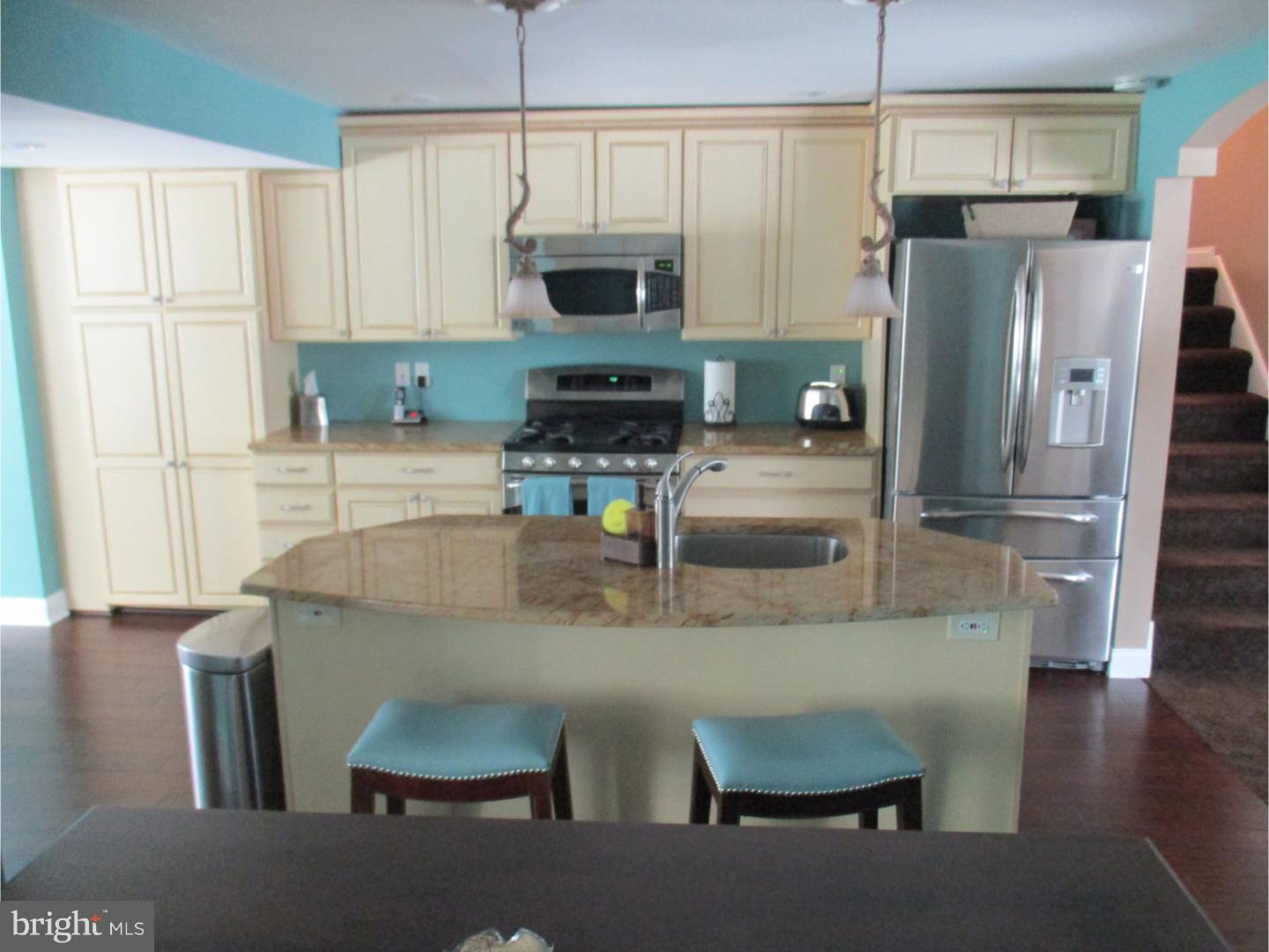 3819 Millbrook Road Philadelphia, PA 19154 - Photo 8 of 18 Gallery Image 8