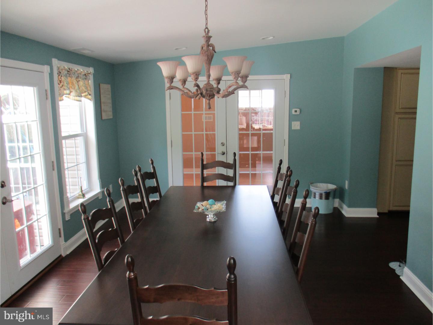 3819 Millbrook Road Philadelphia, PA 19154 - Photo 10 of 18 Gallery Image 10