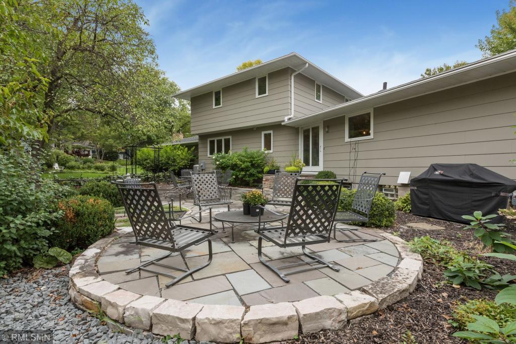 6505 Ridgeview Circle Edina, MN 55439 - Photo 23 of 26 Gallery Image 23