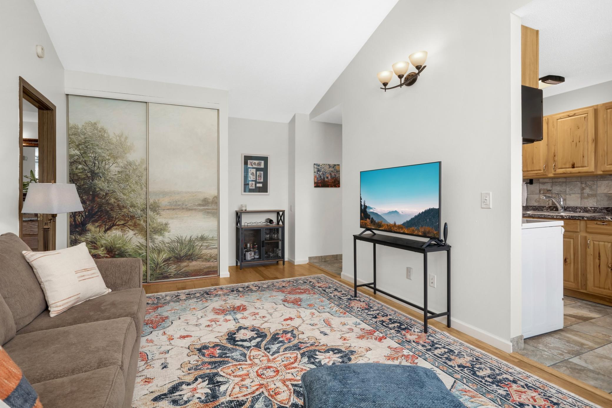 811 Smetana Road, Unit 8 Hopkins, MN 55343 - Photo 11 of 18