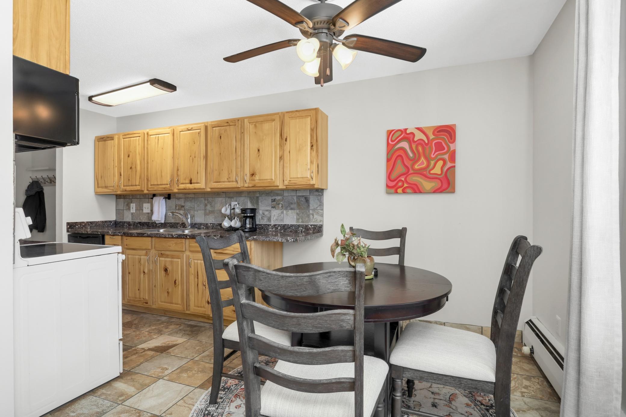 811 Smetana Road, Unit 8 Hopkins, MN 55343 - Photo 6 of 18