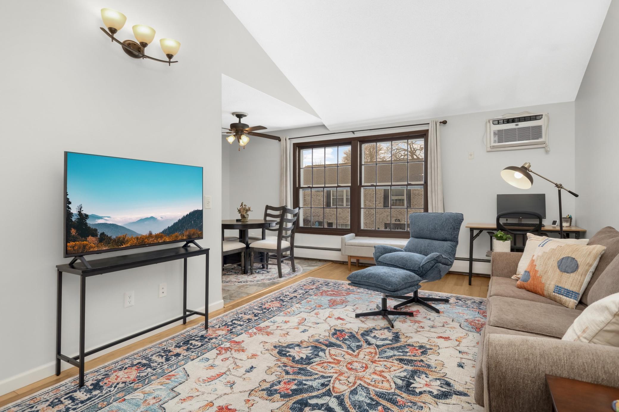 811 Smetana Road, Unit 8 Hopkins, MN 55343 - Photo 10 of 18