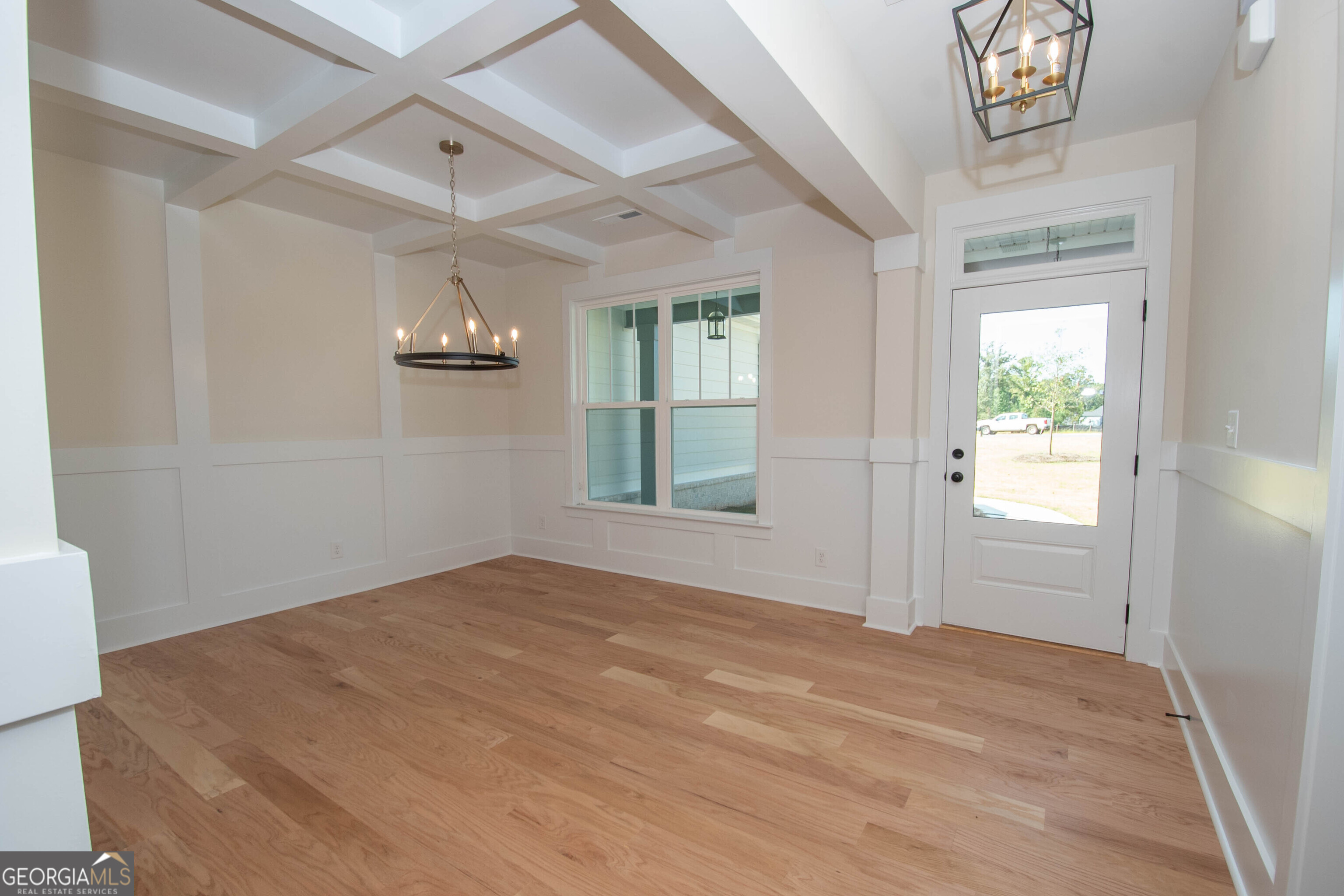 17 Hedge Court Newnan, GA 30263 - Photo 3 of 43