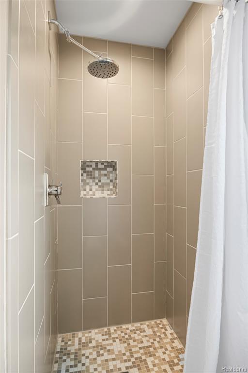 2872 Manchester Road Birmingham, MI 48009 - Photo 31 of 53