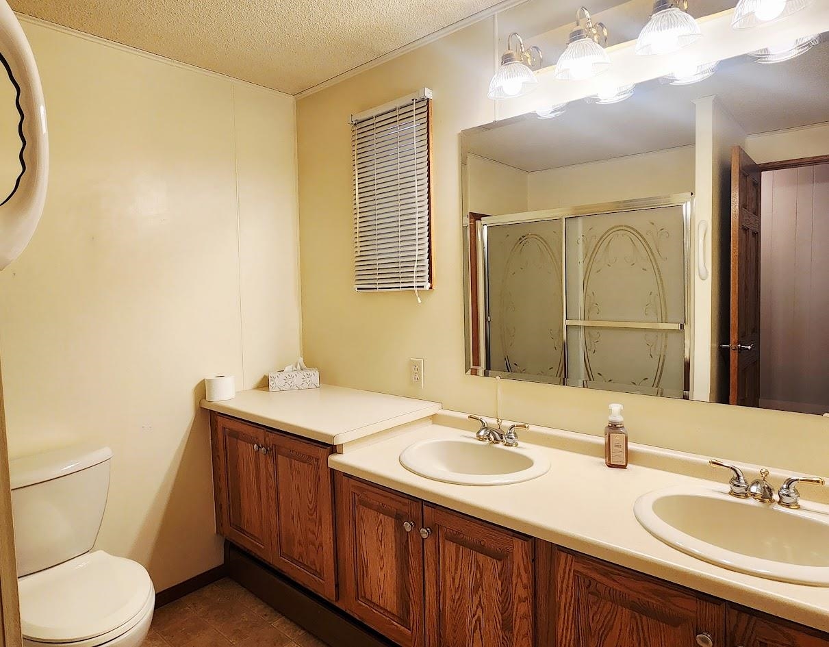 W7960 Ollinger Road Beaver Dam, WI 53916 - Photo 9 of 21