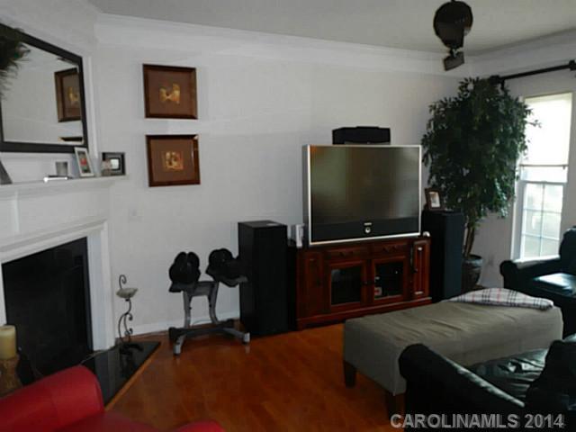 819 Granby Drive, Unit / Fort Mill, SC 29708 - Photo 4 of 9 Gallery Image 4