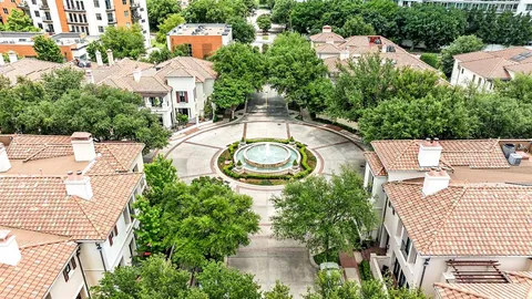 $999,734 | 2705 Museum Way, Fort Worth, TX 76107