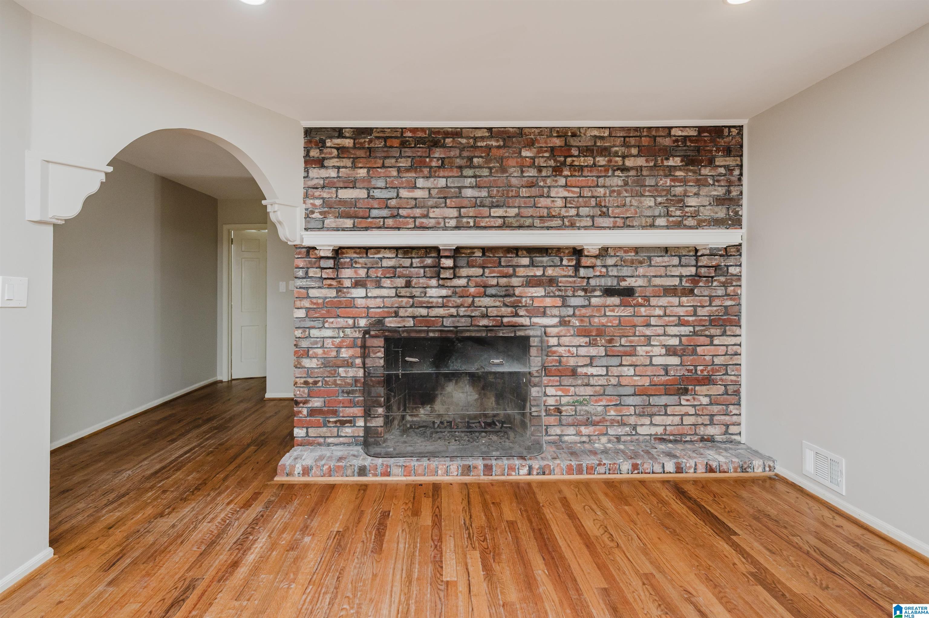 5812 Southcrest Road Birmingham, AL 35213 - Photo 9 of 55