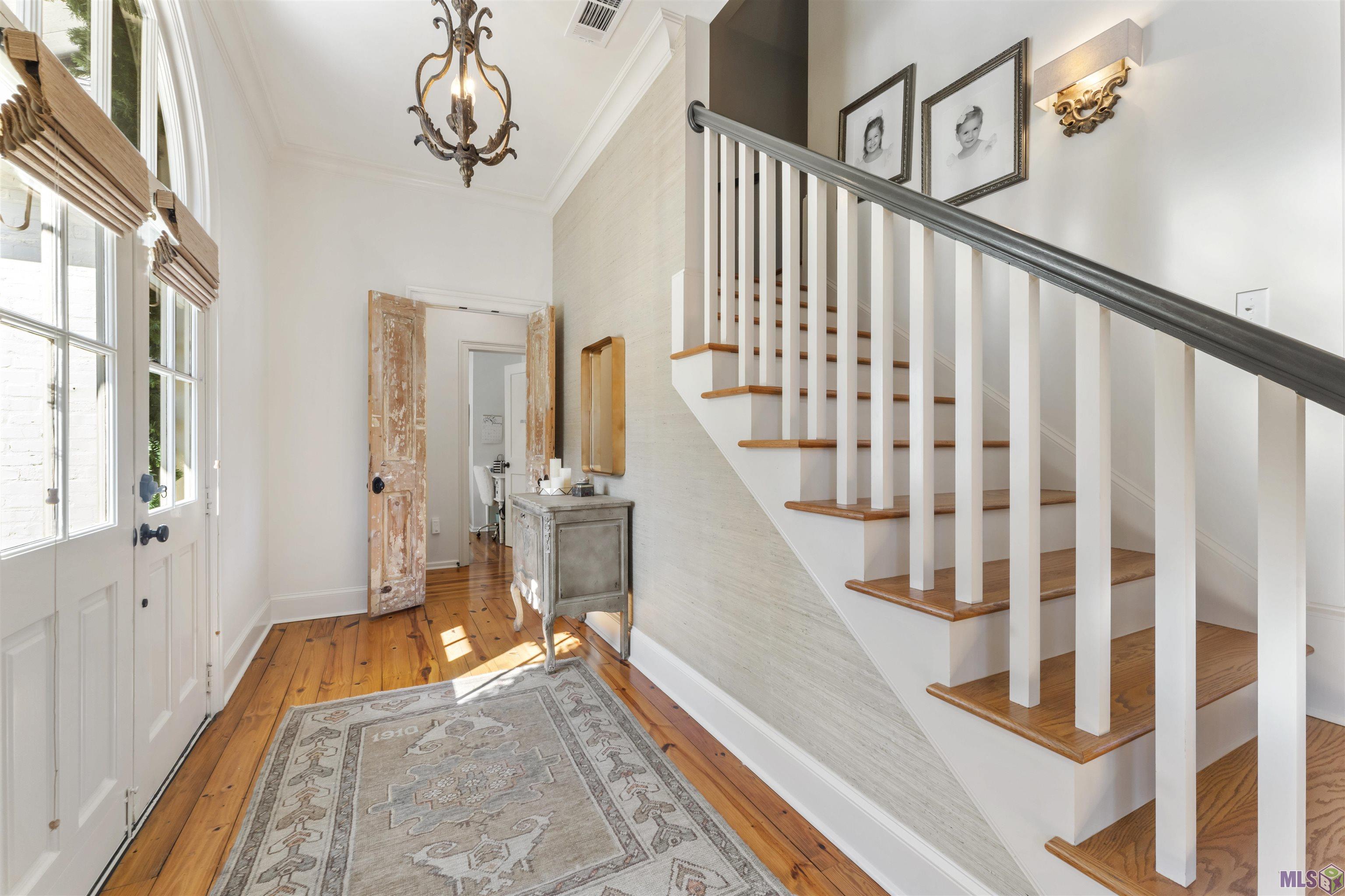 754 Millgate Place Baton Rouge, LA 70808 - Photo 3 of 37